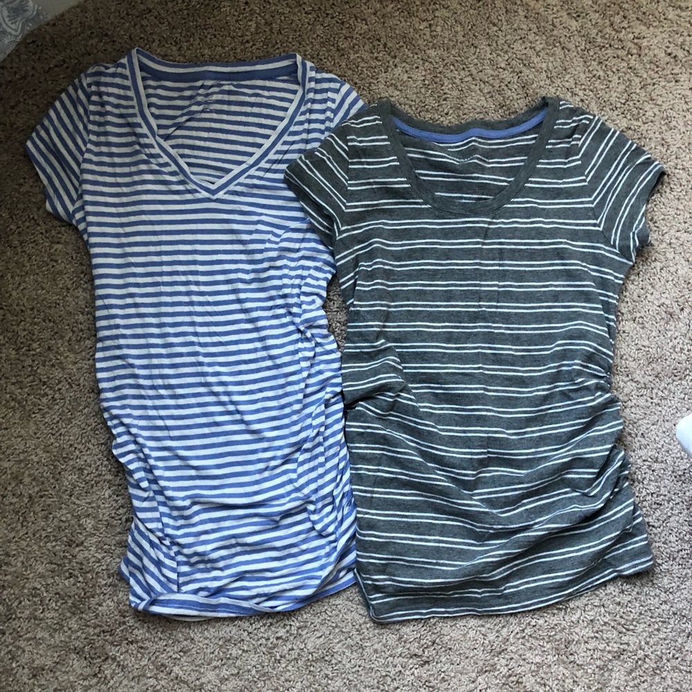 Liz Lange maternity T-shirt bundle! Size XS